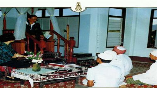 Kral Bhumibol Alduyadej'in mslman kesimle bir araya geldii toplant. 